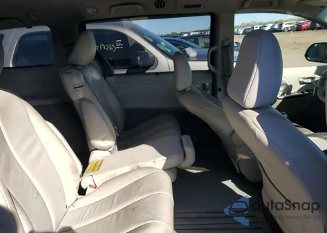 2012 Toyota Sienna Xle from USA, damaged, VIN 5TDYK3DCXCS271913